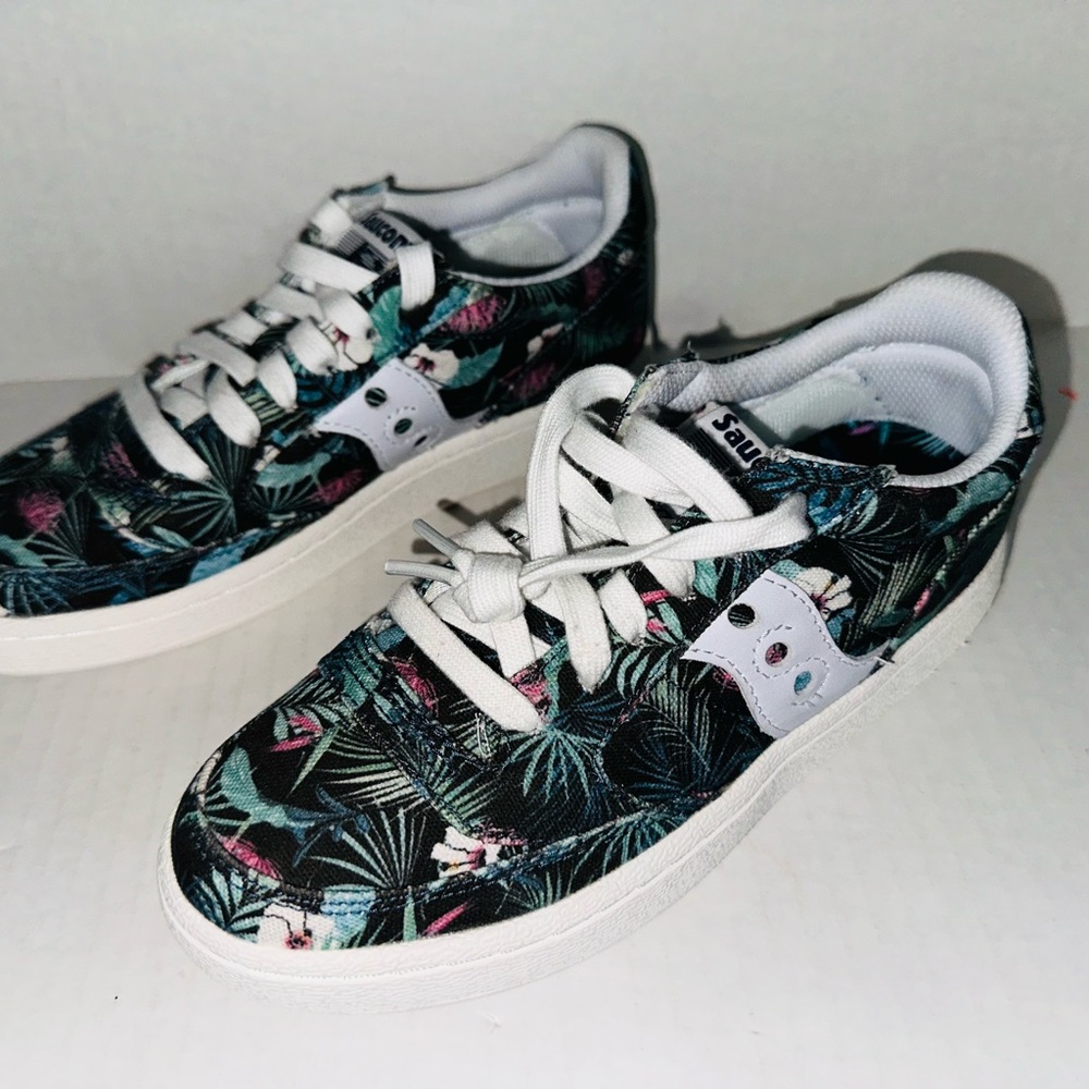 Saucony Jazz Court Women’s Floral Tennis Shoes Size 6.5